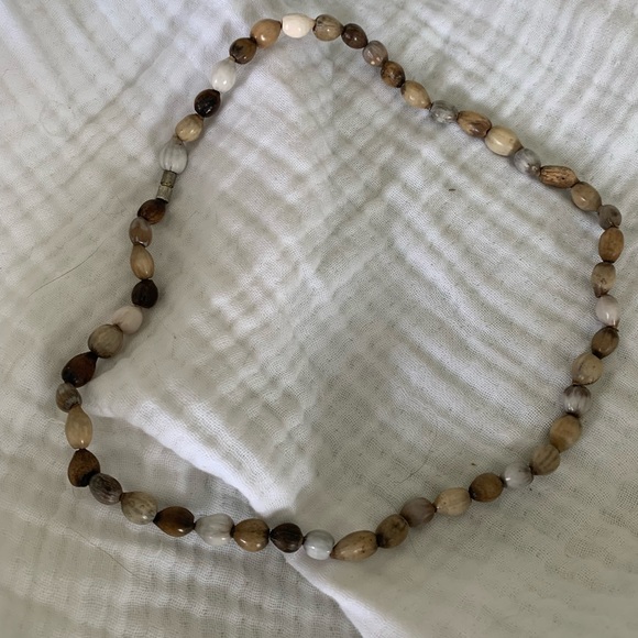 Necklace. Choker length. Browns and creams. Feels like a tropical vacation. - Picture 2 of 4